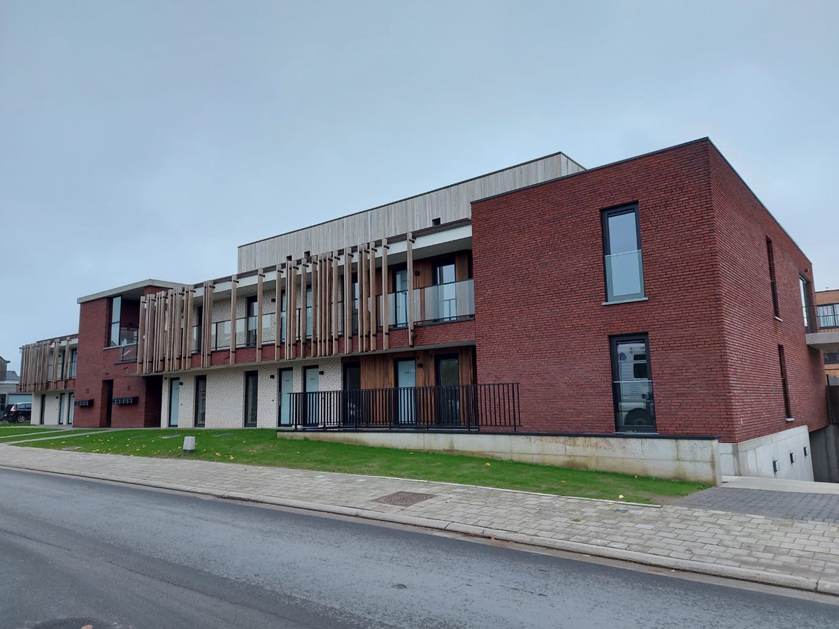 Met 106 medewerkers zijn we ondertussen bij Dimensa ... maar daar kan gerust nog eentje bij! We zijn op zoek naar een projectleider, die nieuwbouw- en renovatieprojecten van begin tot einde opvolgt. Interesse? Check dan dimensa.be/nl/over-dimens… #vacature #job #woonmaatschappij