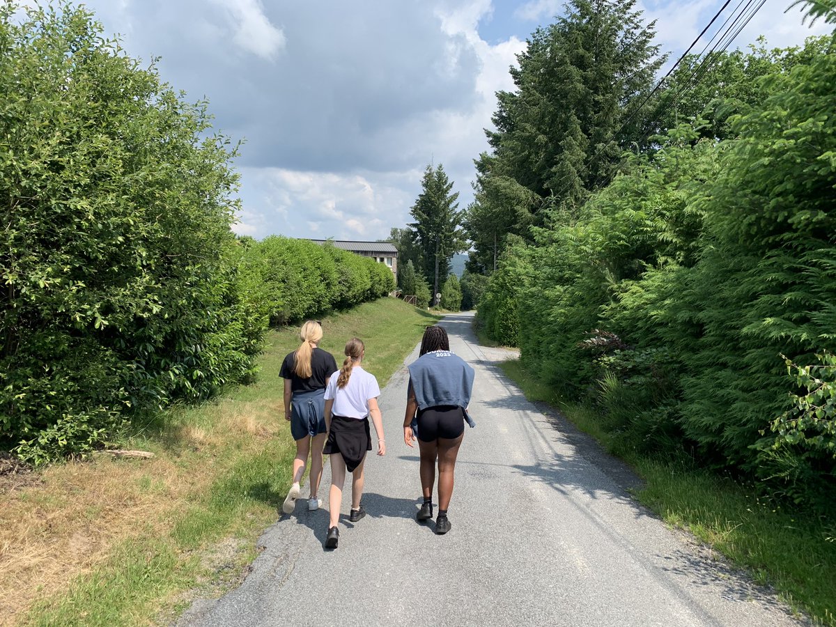 krishartley55's tweet photo. @gsa_clubcorreze had the pleasure of these 3 for orienteering. https://t.co/kksVO7sl7T