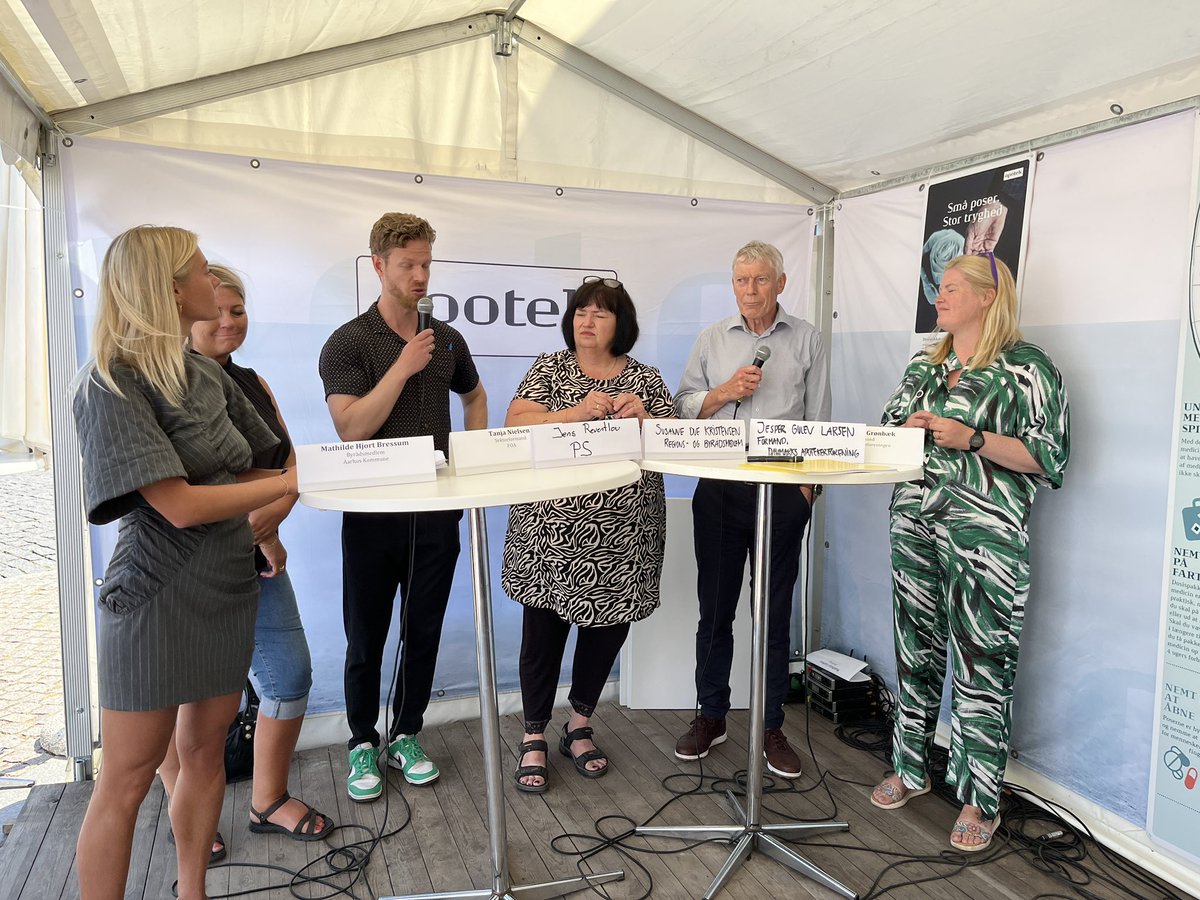 En forudsætning for færre medicinfejl er #psykologisktryghed. Medarbejderne skal turde sige, at de ikke er tryg ved en opgave. Og så er det i arbejdsgangene, det går galt. Medarbejderne skal have kompetencer til at forbedre, når de ser en fejl. #patientsikkerhed #fmdk <a href="/Apotekerne/">Apotekerforeningen</a>