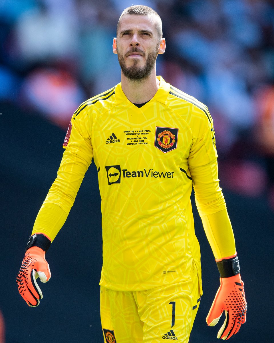 Manchester United confirm David de Gea is not included on their retained list but 'discussions remain open over a potential new contract'