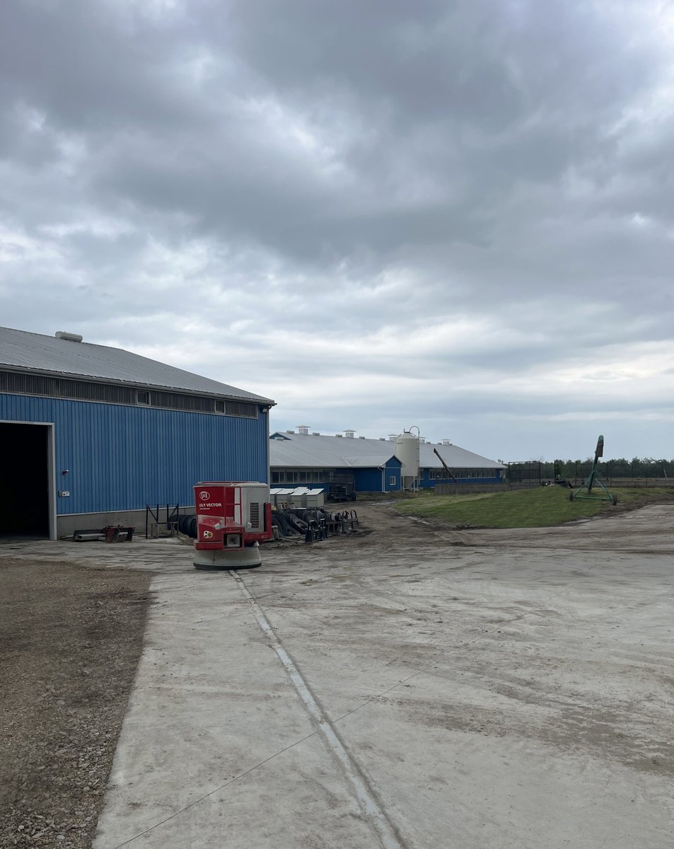 GRRobotics's tweet photo. The route to travel outside to the new heifer barn for the Lely Vector at Belgia Farms Ltd. was created this week!
#Grandriverrobotics #Lelyvector #Lely @DairyRobot https://t.co/nNIDCvyNTw