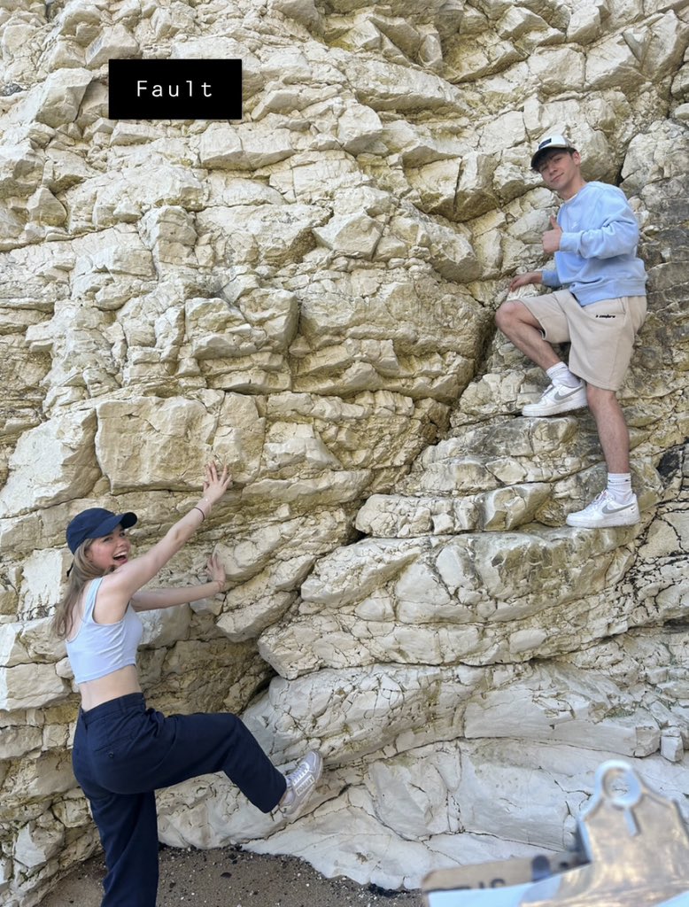 MrsParkerGeog's tweet photo. Seeking out coastal features at Flamborough Head! 🌎 @geographyjths https://t.co/O8969fhs5L