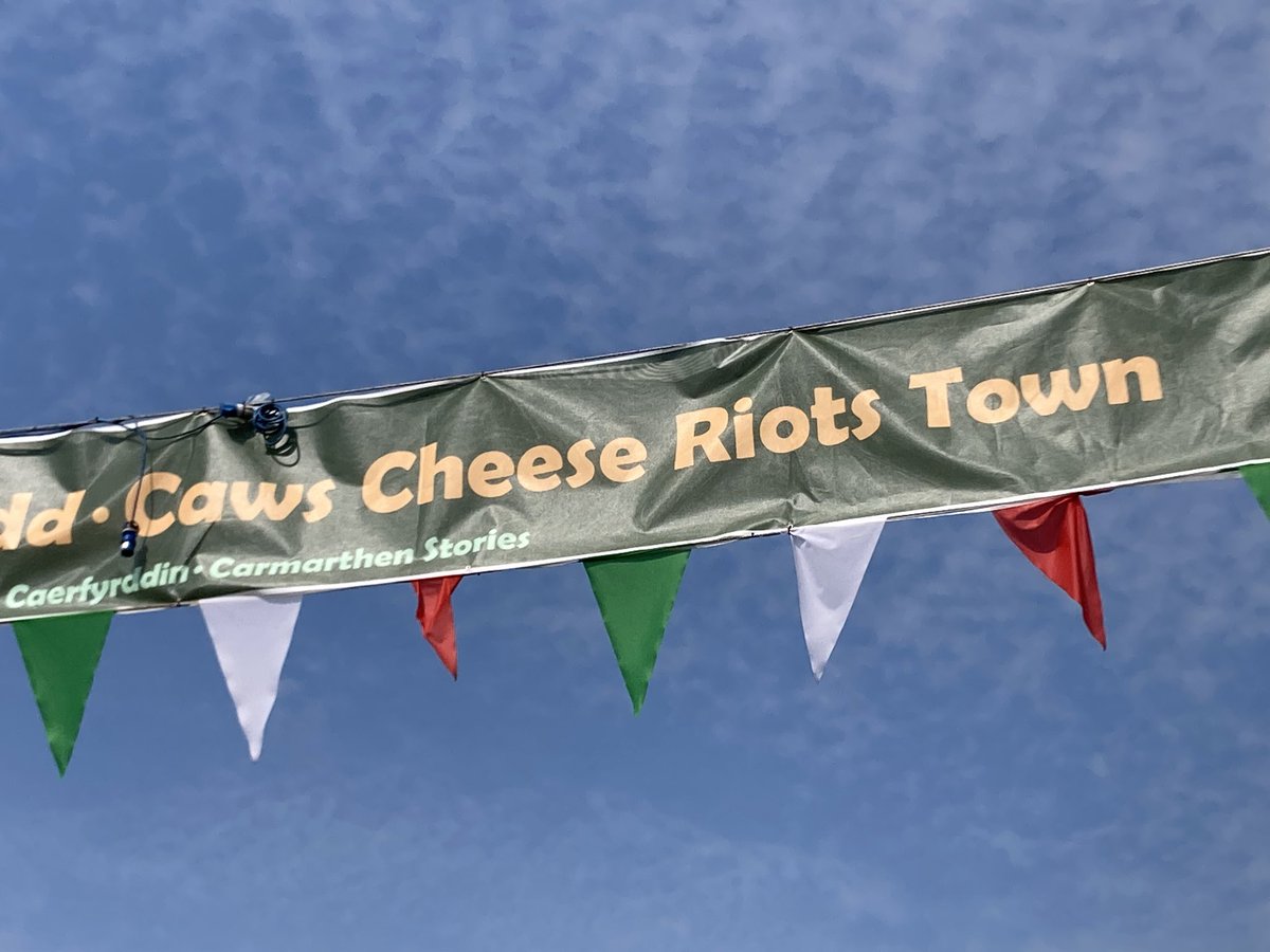 @TFTimeMachine flags are out in Carmarthen- official Cheese Riots Town