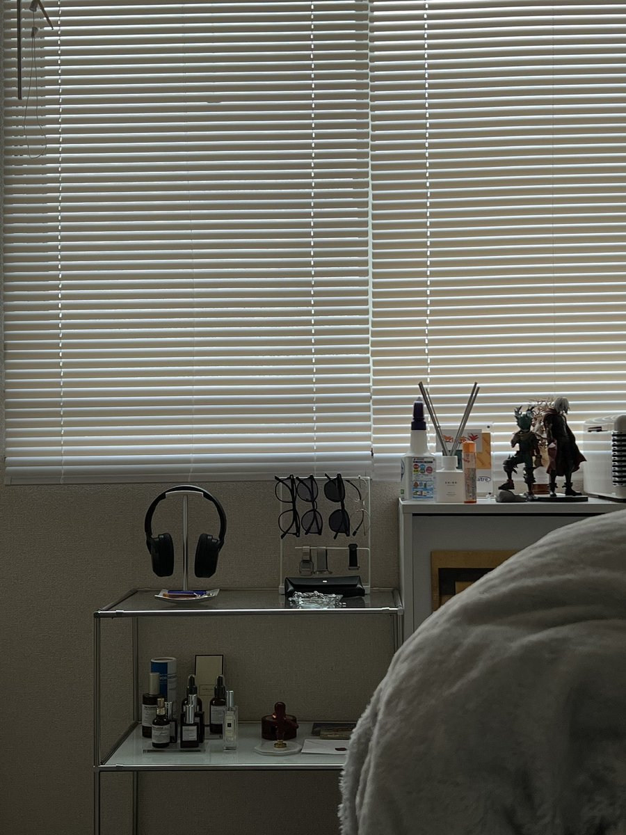 1e_e__'s tweet photo. 僕の部屋は優勝している https://t.co/iUcUdwBisy
