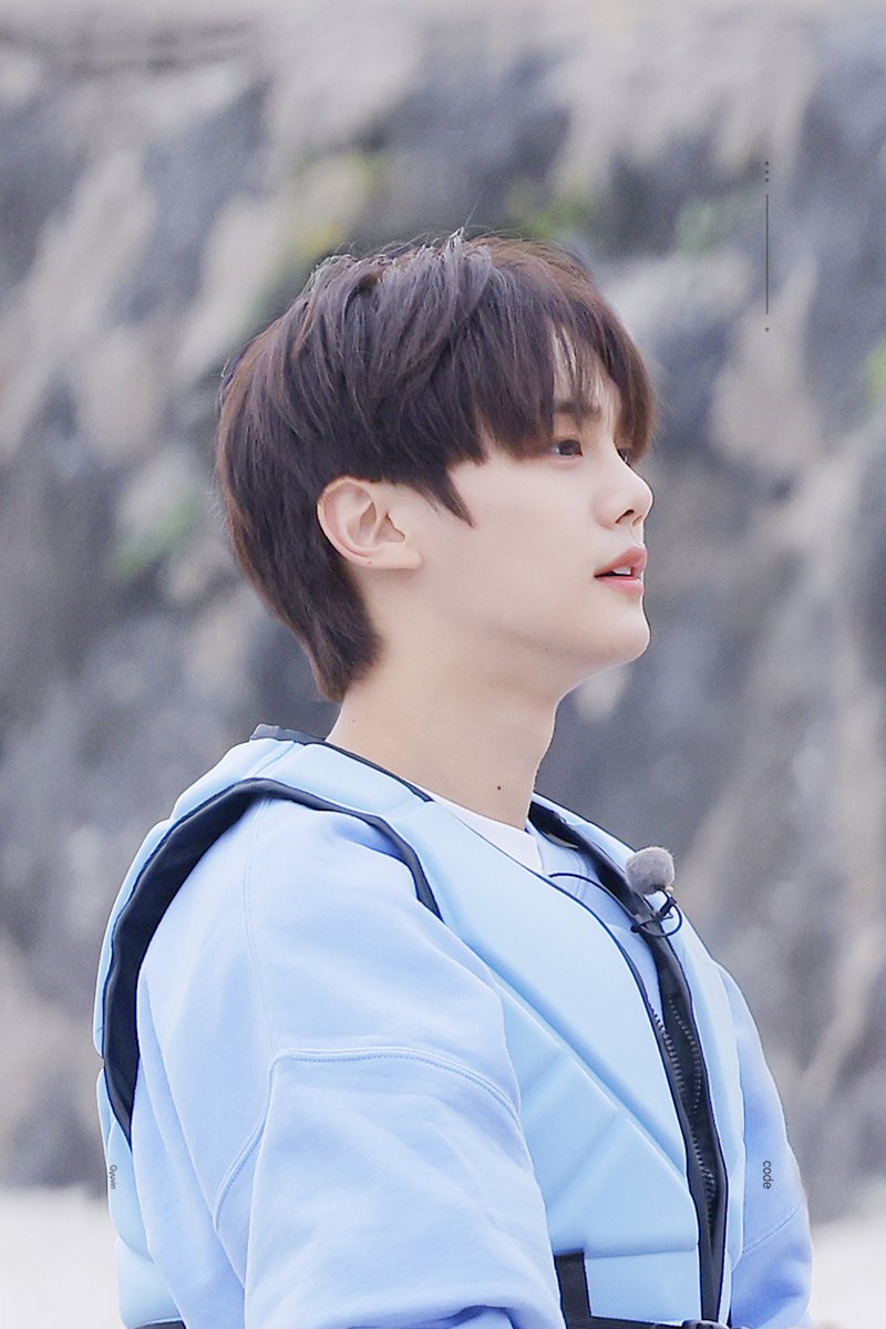 codegyuvin's tweet photo. 230611 아름답고 아름답네

#제로베이스원 #ZEROBASEONE #ZB1 
#김규빈 #KIMGYUVIN💙 https://t.co/jyuAtxeDjw