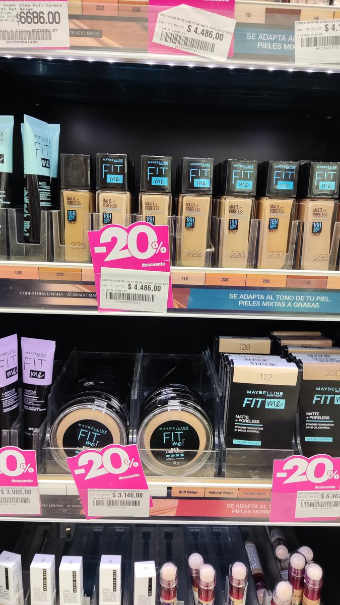 LasteroNatalia's tweet image. Mirando los maquillajes en @Farmacity hay varios con un 20% de descuento. 
Fíjate si te está faltando algo y si podés aprovechar la promo 😉 hasta el 22 de Junio.
Yo fui por mi base @maybellinearg  #fitme