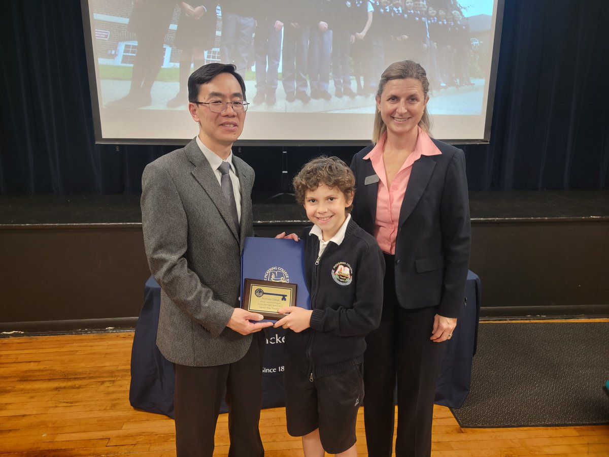 PickeringColl's tweet photo. Congratulations to our Grade 5 students who received their My Key Idea awards earlier this week as they marked the end of their journey in Junior School. We wish them all the best as they transition into Middle School. #GLP #PCGLP #PickeringCollege #NewmarketOntario https://t.co/mRy4hAqxoO