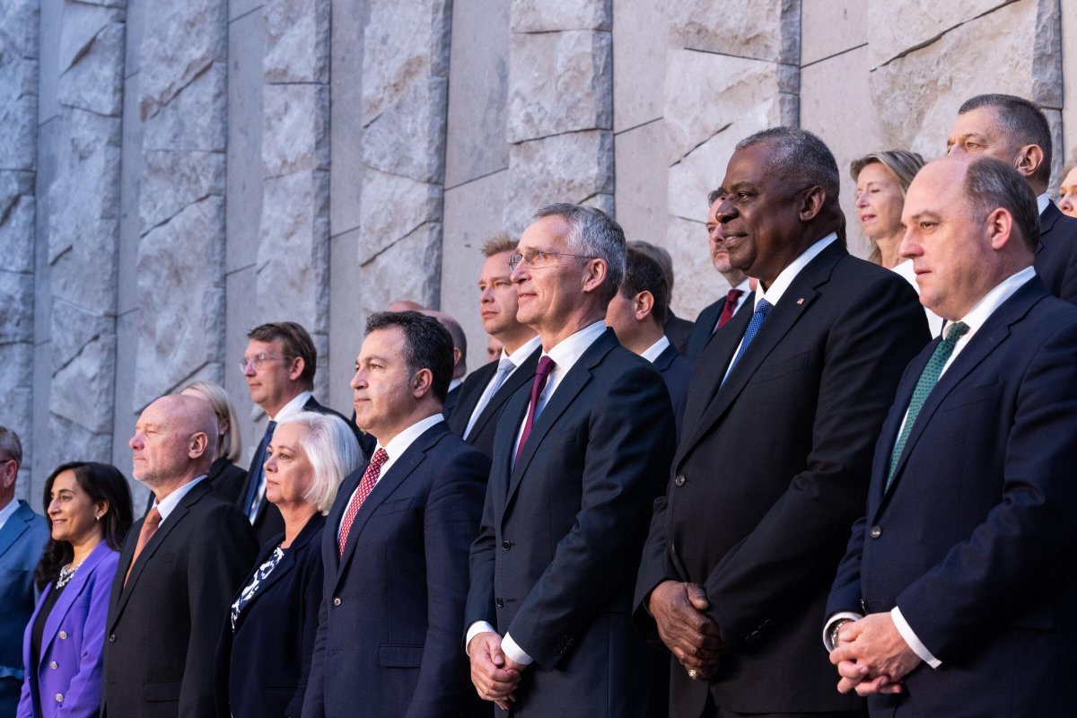 UKNATO's tweet image. #NATO is establishing a new Maritime Centre for the Security of Critical Undersea Infrastructure at @NATO_MARCOM 🇬🇧 to catalyse:
⚡️ more coordination between allies
⚡️ sharing expertise with industry
⚡️ a NATO-wide picture of the threat &amp;amp; best practice

👉 gov.uk/government/new…