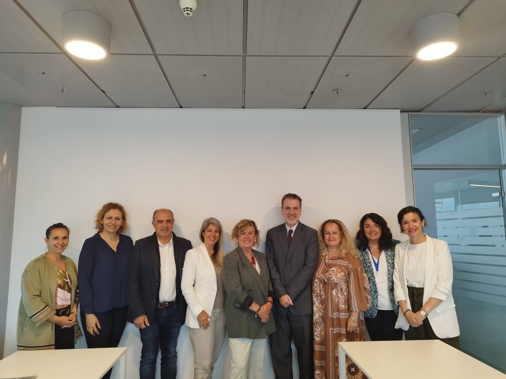 📢 Exciting collaboration alert! Greece 🇬🇷 and the Basque Country 🇪🇺 join forces in successful twinning! Read all about it in our latest blog post. #HealthcareCollaboration #InternationalCooperation #GatekeeperProject  #Twinning
gatekeeper-project.eu/news/successfu…