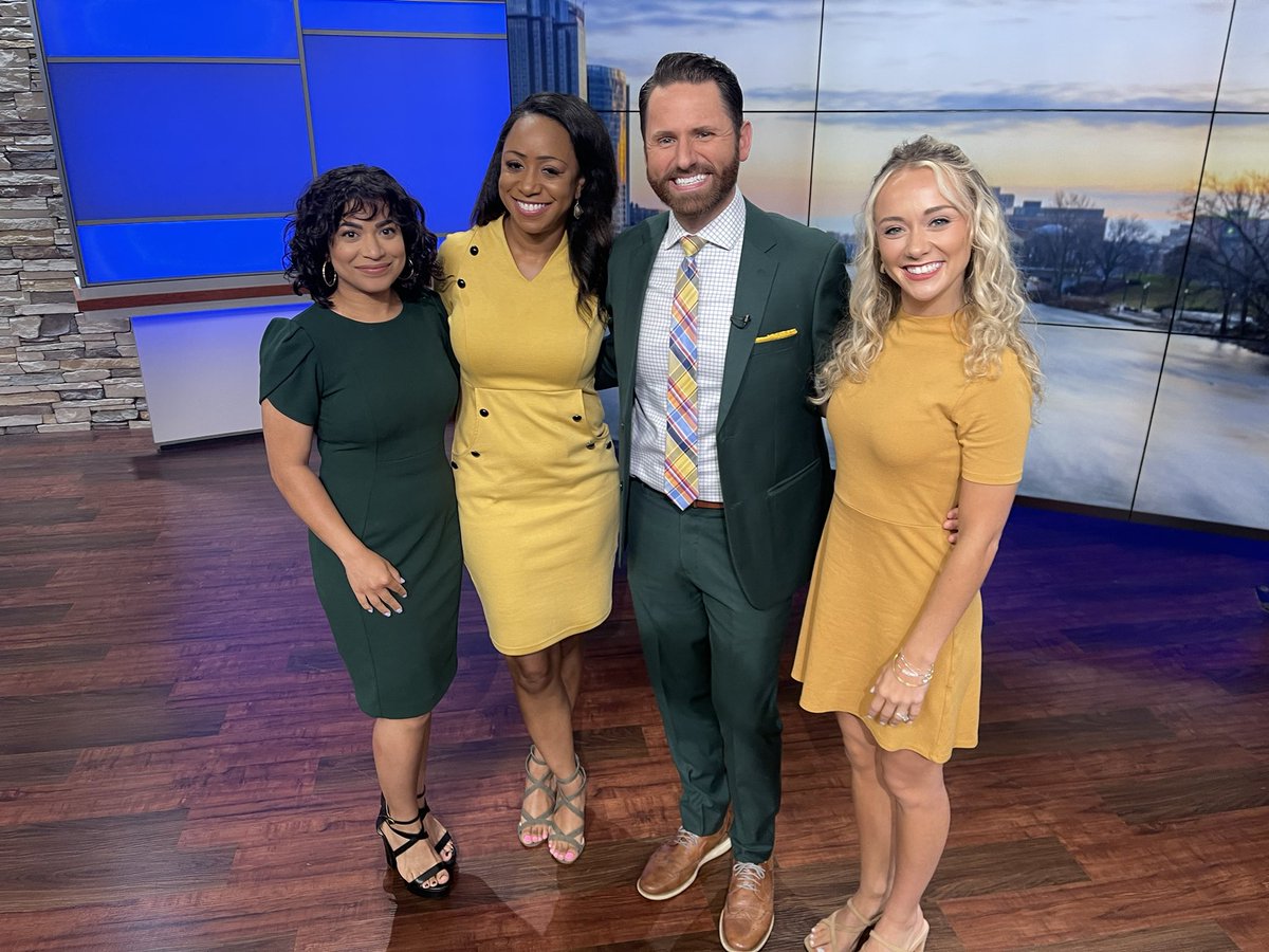 Apparently it’s a yellow and green kind of #Friday💁🏽‍♀️
#HappyFriday🙋🏽‍♀️
#UpWith13☕️
<a href="/wzzm13/">13 On Your Side</a>