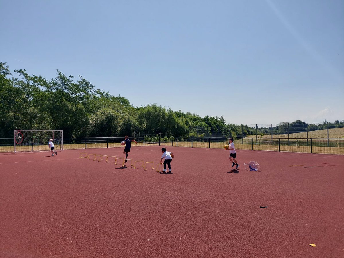 We have raised money for @UNICEF_uk by completing the ‘Playground Challenge’! #unicef #rightsrespectingschools #sportschallenge @stevenkidd