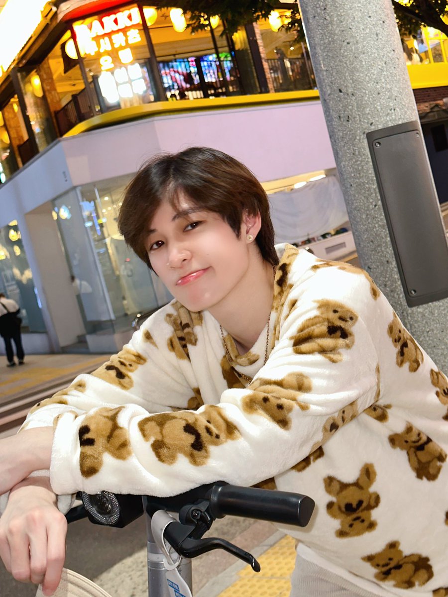 natasittttt's tweet photo. 🧸 #natasitt https://t.co/r38to2Y88Z