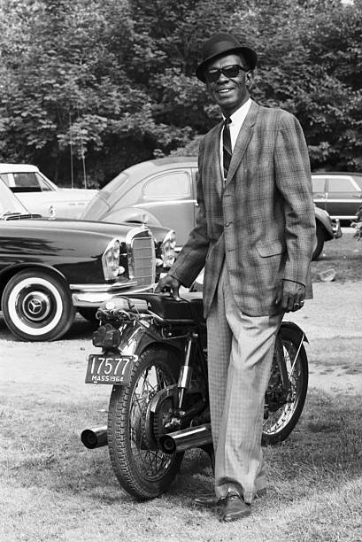 prolixmusic_'s tweet photo. Lightnin' Hopkins, 1965. 
📷 David Gahr https://t.co/1D8n83eGiA