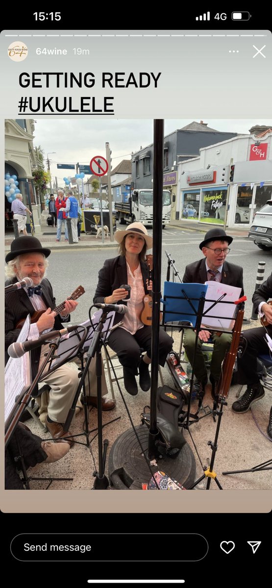 The Ukes are warming up …. @UkuleleMag @tonyboland2011 @AnthonyRobineau #glasthule #Bloomsday