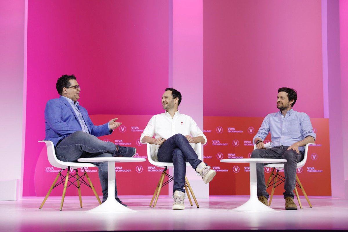 We're talking about scaling a global champion from Europe on Stage 1 with Nicolas Julia @ni2las, Co-founder & CEO @Sorare,  Guillaume d’Audiffret, MD @eurazeo, & @obrien 🚀
#VivaTech