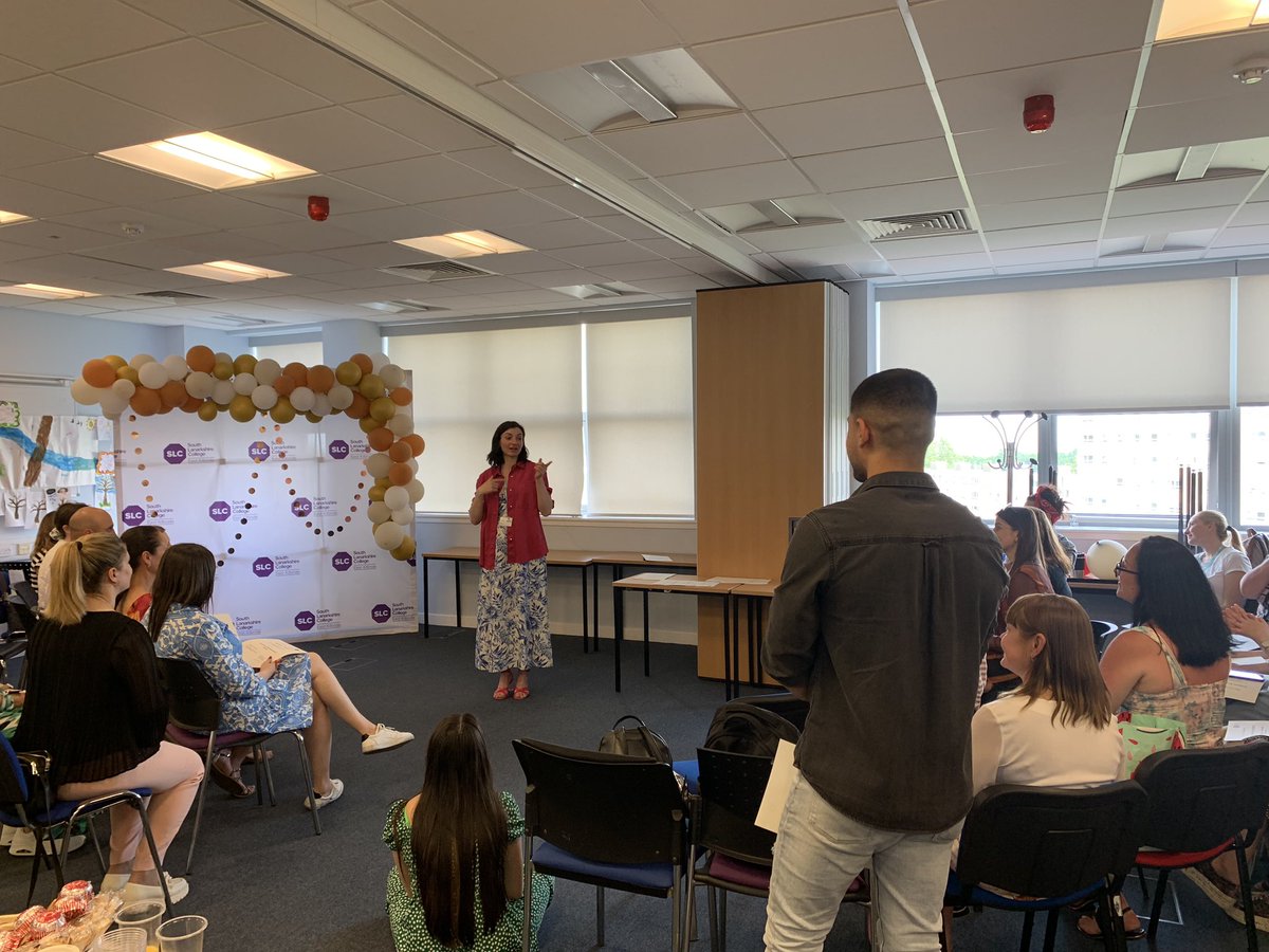 Another great student celebration event this time with @SLCek #ESOL students. Amazing students with incredible stories of resilience. Proud of the #ESOL team who have increased #ESOL provision at the college. #OneCollege #OneCommunity @SouthLanCouncil @nateclascotland