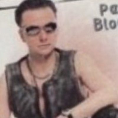 TillSimp's tweet photo. #NewProfilePic bc I had to get tills asscrack off my profile. https://t.co/NqmNfjPpNS