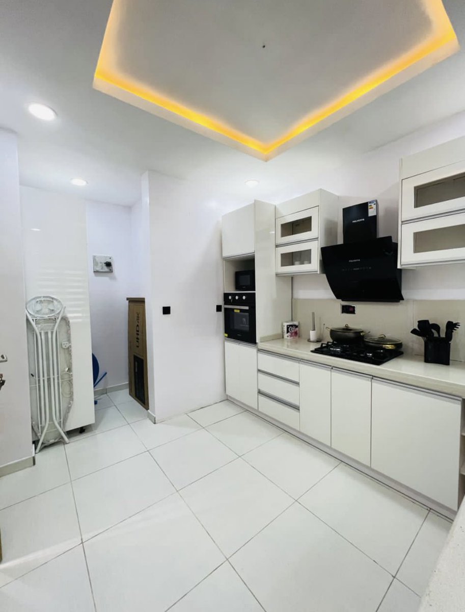 CasaFloHomes's tweet photo. Introducing Casa Campbell a Luxury 2 Bedroom Apartment.

📍Ikate, Lagos 

Amenities include:
- Direct Ocean View 
- Automated Smart Lock 
- In built bluetooth speaker 
- Swimming pool
- 24/7 power supply 
- Serene&amp;Quiet environment

For reservations: ☎️ 08141493662 https://t.co/RxPMzP3wsM