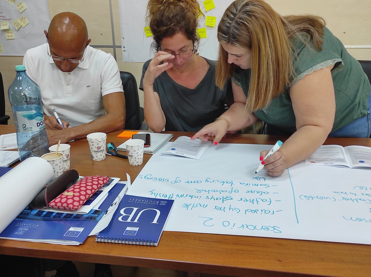 Efusnews's tweet image. Inspiring #icommit meeting at the @UNIBUC! After 5 months of mentorship, the 8 cities @CityofSkopje, @wir_berlin, @strasbourg, @VilledeLiege, @LHAjuntament, @StadMechelen, @DubCityCouncil &amp;amp; @lutoncouncil came together to strengthen their multi-agency approach in P/CVE!