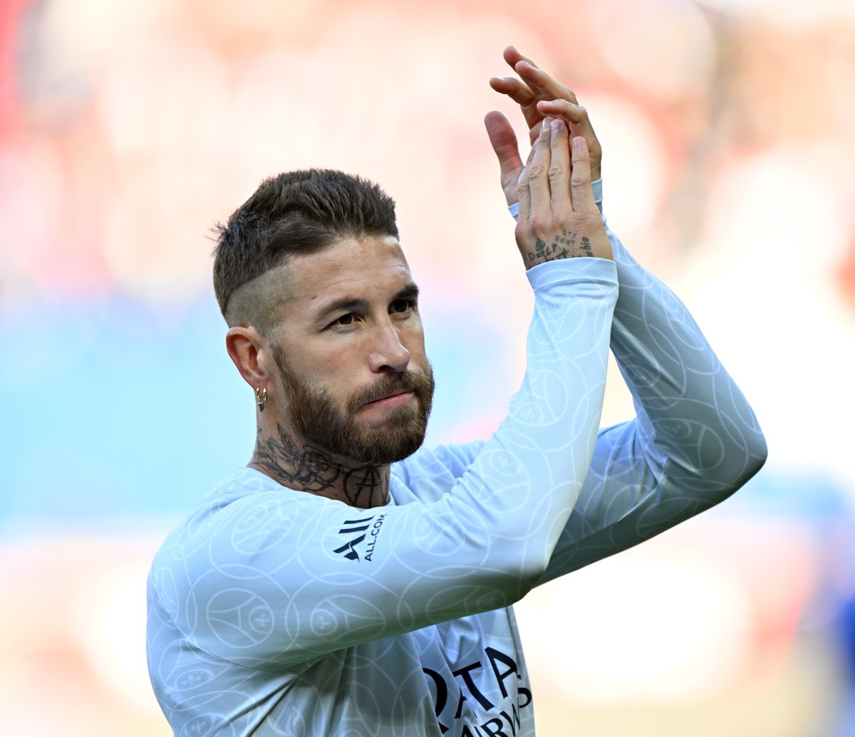 Sergio Ramos, taraflar aracılığıyla kendisini Sevilla'ya önerdi. (Mundo Deportivo)