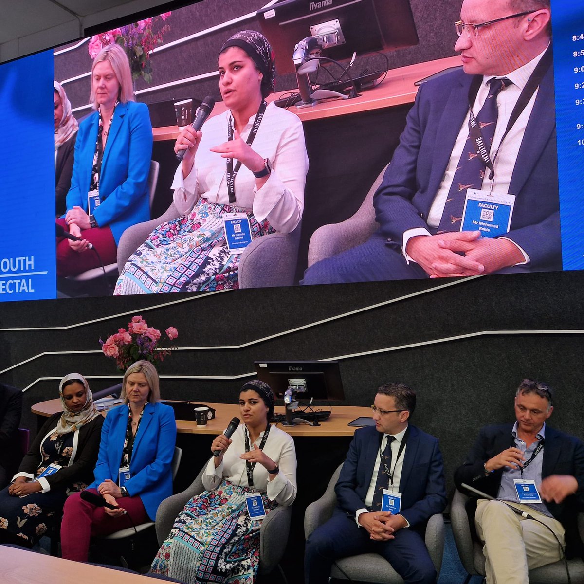 charlotte_e_25's tweet image. @Dukes_Club @ACPGBI @m_rabie @susanmoug @NuhaZsurgeon @charles45327316 discussing training in robotic colorectal surgery #PCM2023 @NHSE_TEL @RCS_RADAR