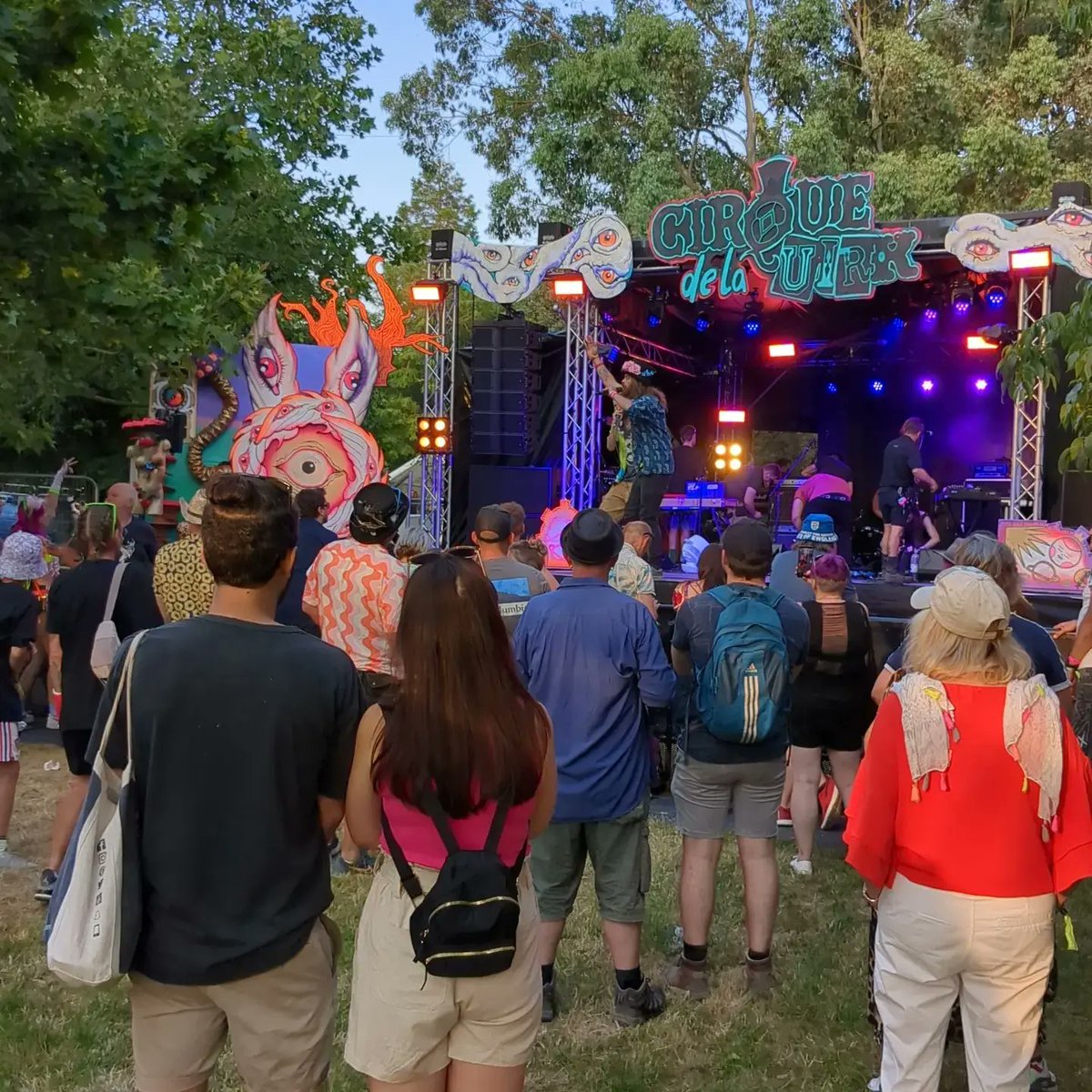 KingStammers's tweet photo. ARE YOU AT THE @IsleOfWightFest?

WILL YOU BE HUNGOVER ON SATURDAY MORNING?

THEN COME TO THE #HottMess HANGOVER CABERET AT @CirqueDeLaQuirk.

THERE'LL BE DRAG, COMEDY, MUSIC, POETRY, GENERIC ABUSE, AND SO MUCH MORE.

SO COME ON DOWN. IT'LL BE DELICOUS ANNND SAUCY. https://t.co/zlvNJzn4I1