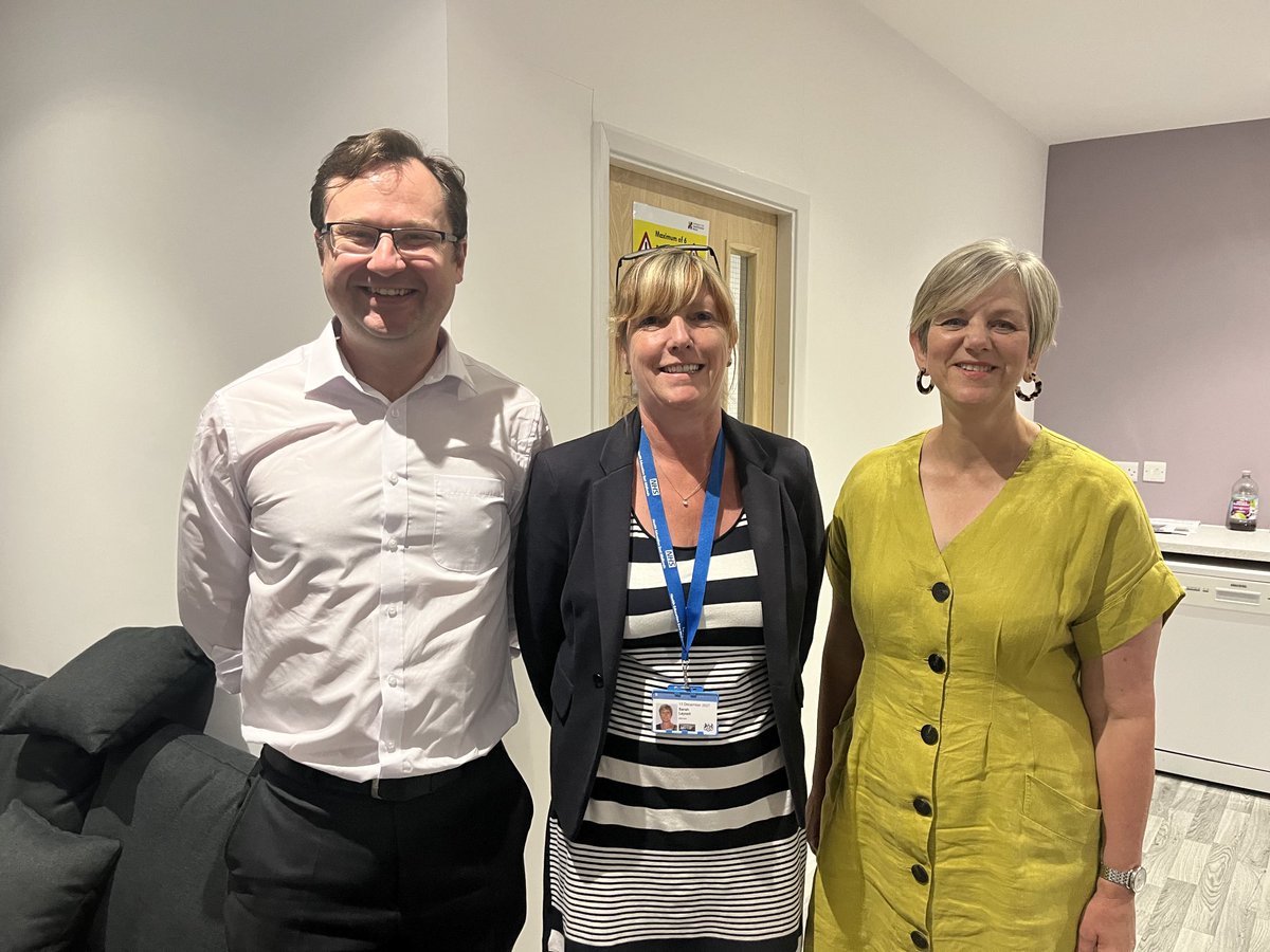 Sarah Layzell tweet media