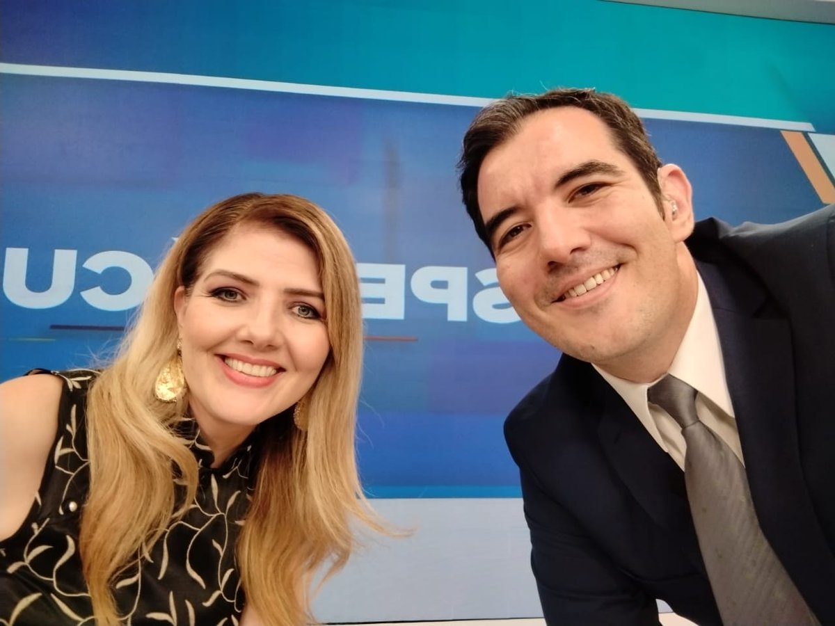 Con el gusto de compartir en la conducción con @hiramEMR en @quierotv_gdl .