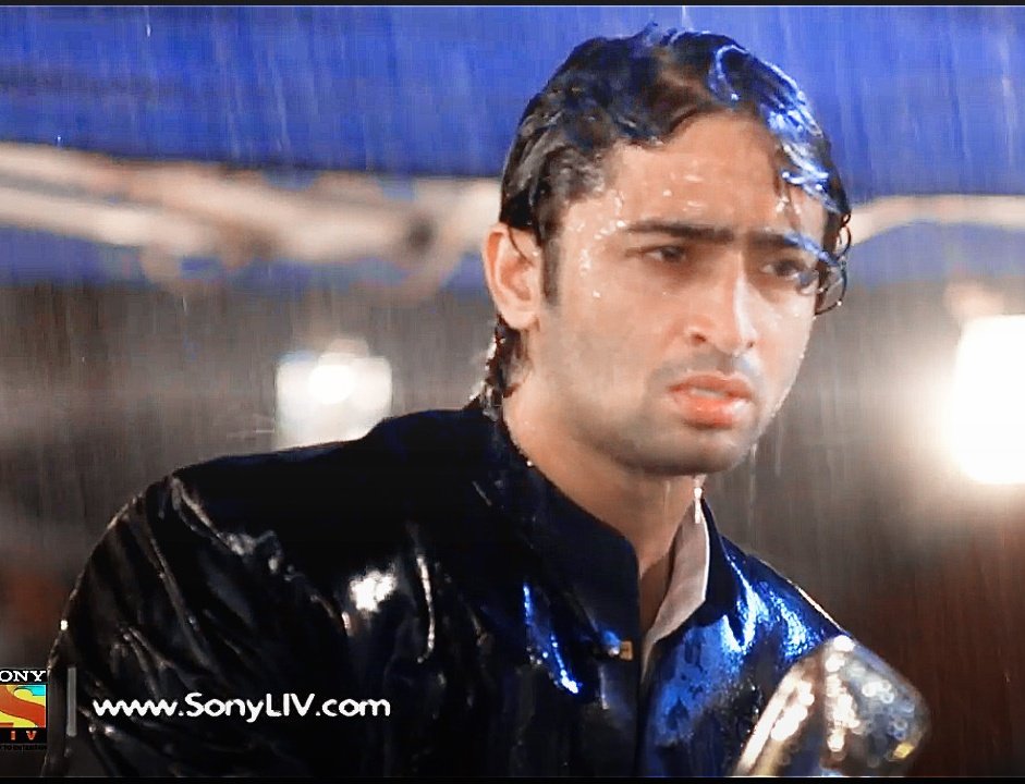 padma__12's tweet photo. When you stole my heart this is just a cup of coffee 

MBBS kia hai tumne lekin flurt karna nahi seekha 

ICONIC DEVAKSHI CONFESSIONS 
@Shaheer_S @IamEJF https://t.co/5VgCNEUR7M