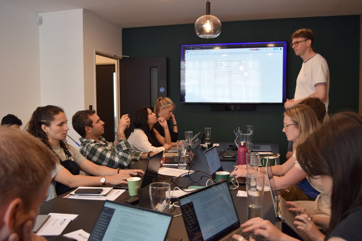 FMTalent's tweet photo. Some of the #Freshminds team busy skilling up on how to better utilise AI in professional services.  

Get some initial tips and read our blog here: https://t.co/yvzTfKOZFV
@electricsheeptr  #strategy https://t.co/KpPDxahEXh