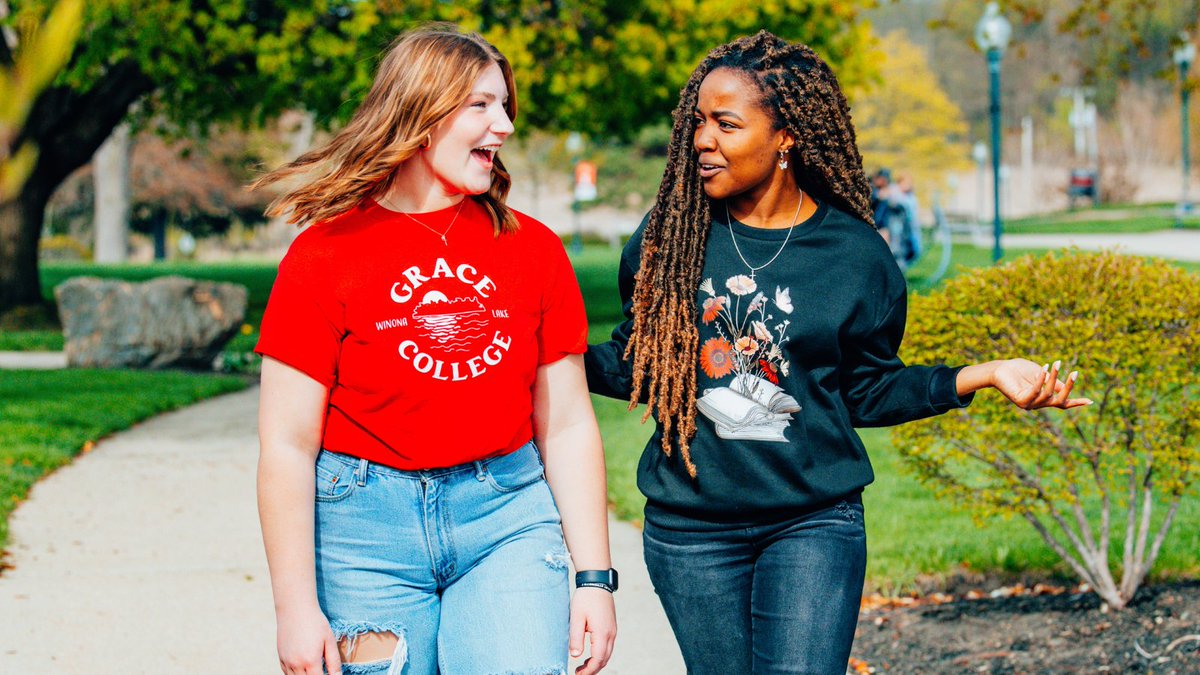 gracecollege's tweet photo. Summer is the perfect time for boating, paddleboarding, Spikeball,...and visiting Grace! Our first Lancer First Look Day is June 30. Learn more here: https://t.co/j7SlvuFzxW
#Summer #VisitGrace #LancerLife #JoinTheG https://t.co/LnDUSDP91n