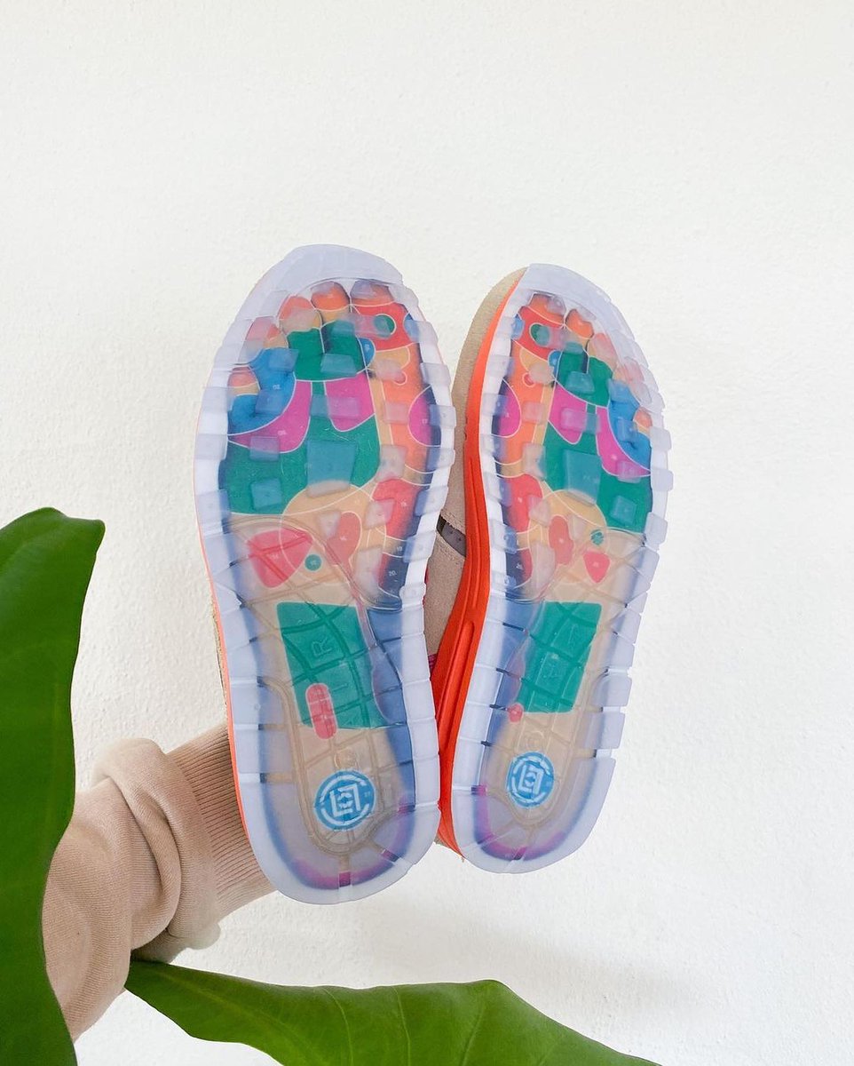 The world is at your feet so make sure you are wearing great shoes 😍

#KicksKenya #Sneakers