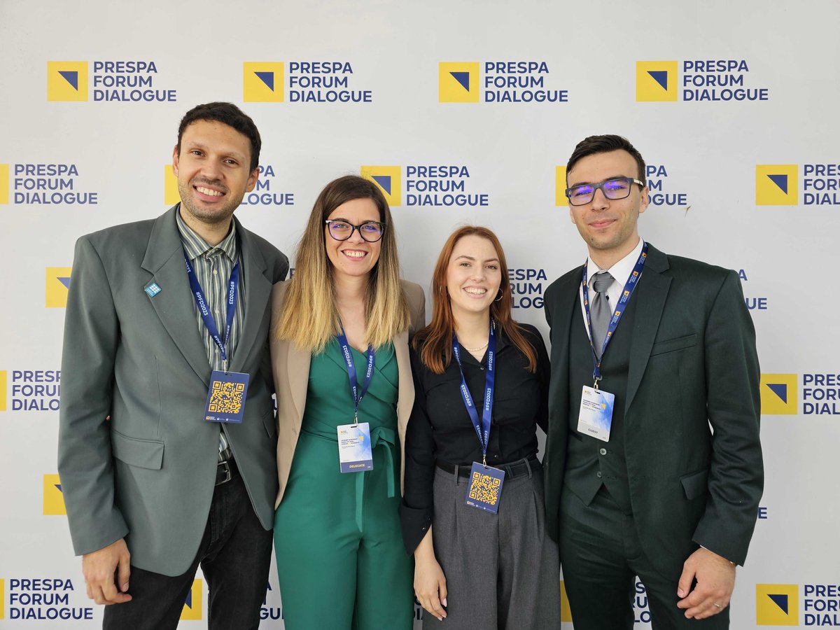 milosris's tweet photo. "We would also love to see the WB countries included in the EU’s Youth Dialogue, and see a mindset shift from the EU institutions to start approaching the WB as part of the family." @Youth_Forum @KOMSmladi @NYFBulgaria @NMSmkd @PrespaForum https://t.co/JBFPekPZrc