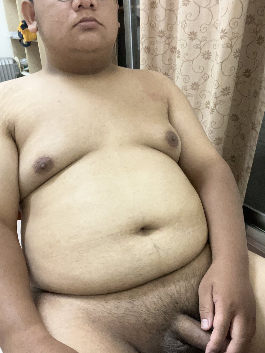 fatboy0309's tweet photo. #想不想一起來😈😈 #黑肉底小胖子👻 https://t.co/gp71NeOKSl