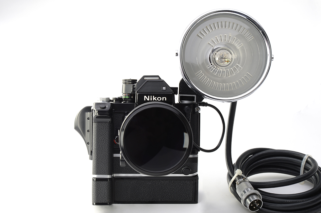 #日本光学, #ニコン, #NipponKogaku, #日本光学工業,   #NikonWorld, #推しNikon, #ニッコール, Nikon F2 DATA MF10 with repeating flash and 400mm Nikkor lens