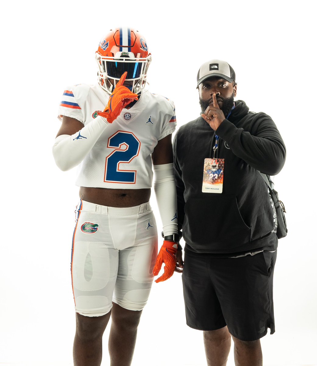 Logan McCloud (@theloganmccloud) on Twitter photo Happy birthday to my pops love you dad thank you for everything. <a href="/MccloudCoach/">Coach Tony McCloud McCloud</a> Happy birthday to my pops love you dad thank you for everything. <a href="/MccloudCoach/">Coach Tony McCloud McCloud</a>