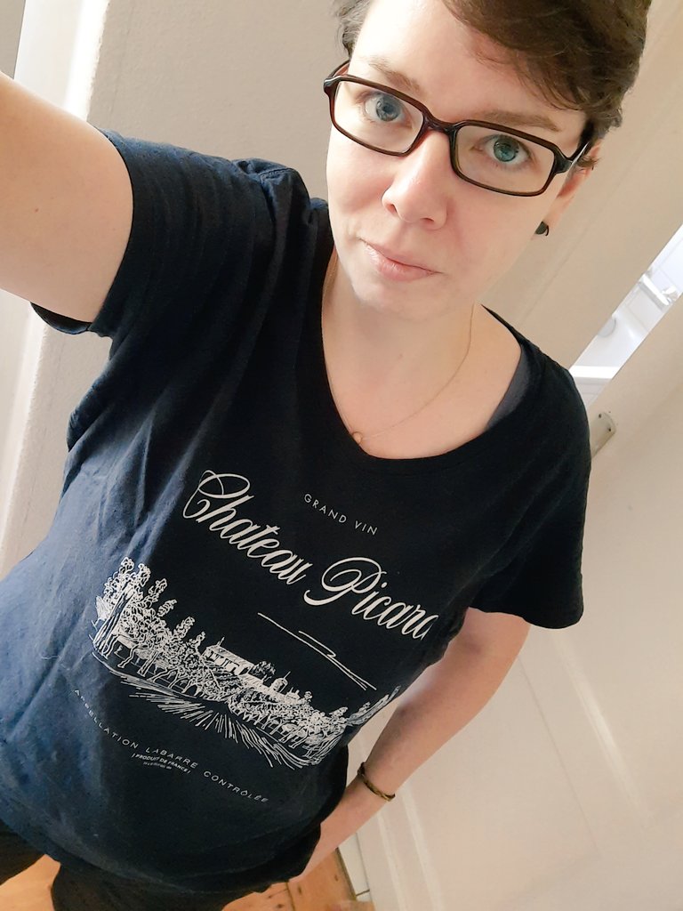 CoraFipsi's tweet photo. Fröhlichen #CaptainPicardTag gewünscht. https://t.co/zBY1uiHJcn