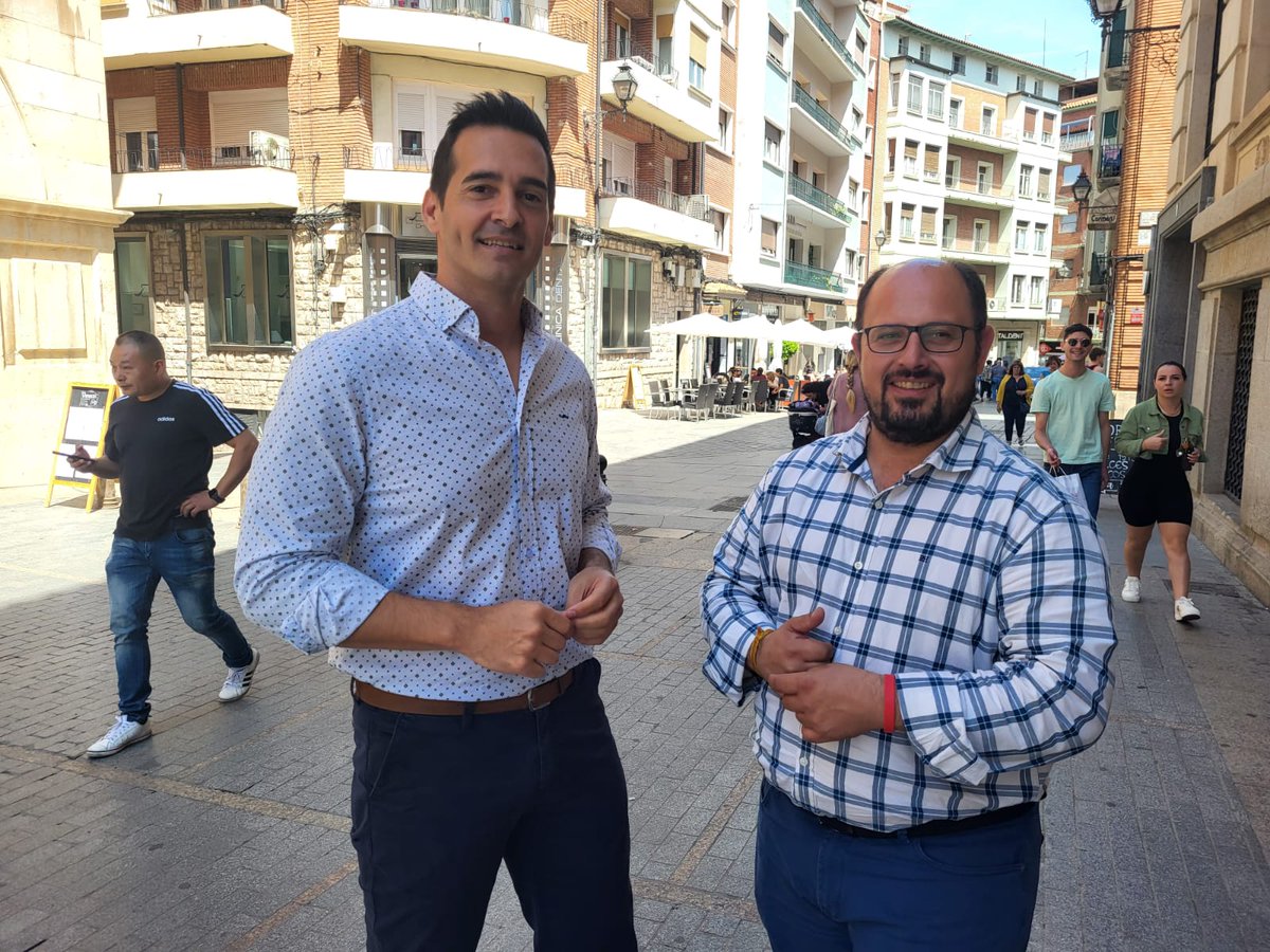 AragonPAR's tweet photo. Ramón Fuertes liderará la lista del PAR al #Senado y Alberto Izquierdo al #Congreso por #Teruel

El #PartidoAragonés🟨🟥🟨 cumple su objetivo de  presentarse a las elecciones generales del próximo 23 de julio, a pesar  del adelanto de la convocatoria

ℹ️→ https://t.co/JQRQd7CVQX https://t.co/sb6FZw9XRd