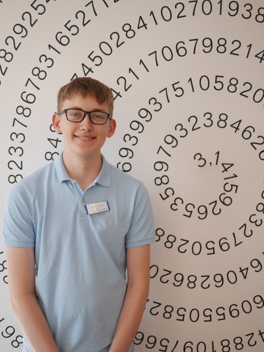 SMCModLangs's tweet image. Very proud of our 4 S5s who have just completed a week of work experience here in Germany. Well done to Marcus, Daniel, Ollie and Aira for their placements at the Mathematikum, Creative Arts, the Gießener Allgemeine Zeitung and the Gießen Marketing GmbH.