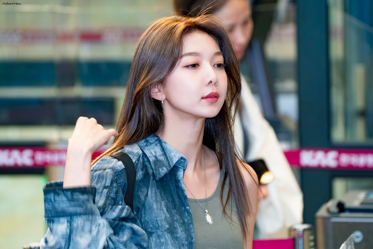 230616 GMP 

#드림캐쳐 #Dreamcatcher #다미 #DAMI #이유빈 #BONVOYAGE
#드캐_BONVOYAGE_봐야지

<a href="/hf_dreamcatcher/">드림캐쳐 Dreamcatcher</a>