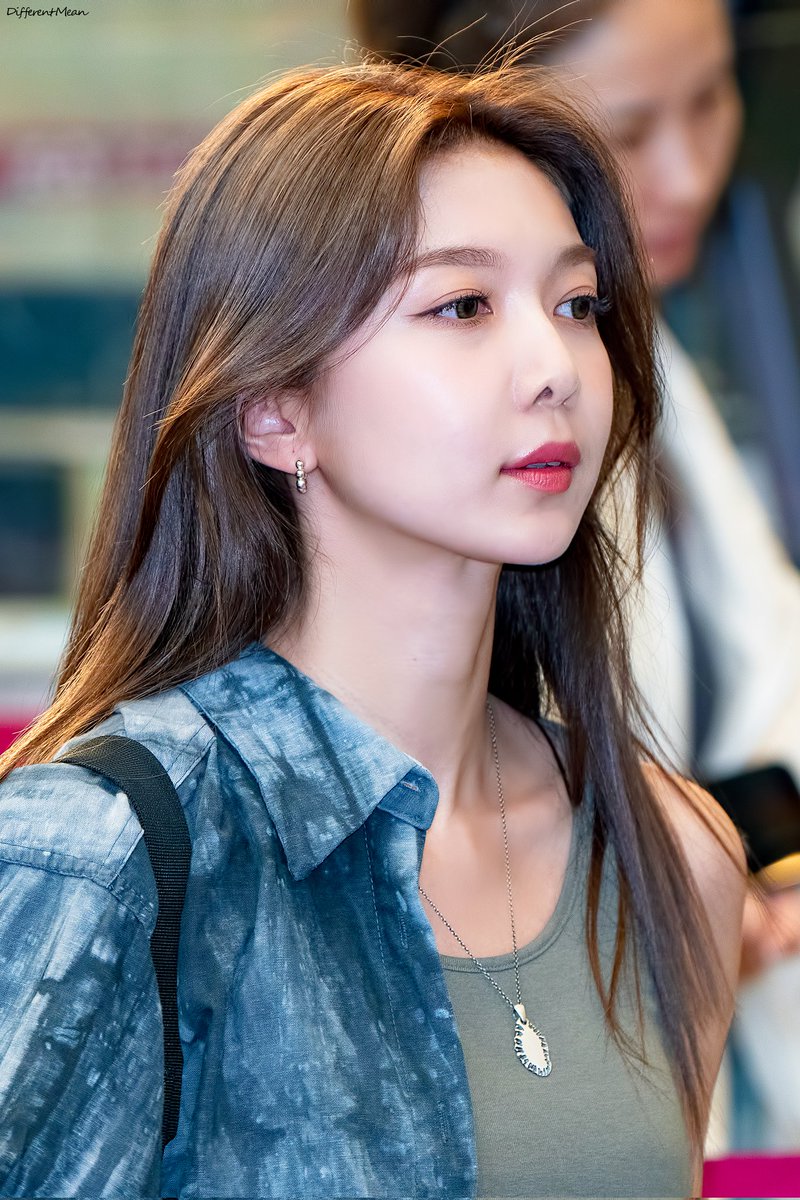 Different_Mean's tweet photo. 230616 GMP 

#드림캐쳐 #Dreamcatcher #다미 #DAMI #이유빈 #BONVOYAGE
#드캐_BONVOYAGE_봐야지

@hf_dreamcatcher https://t.co/cTxDyF6tQH