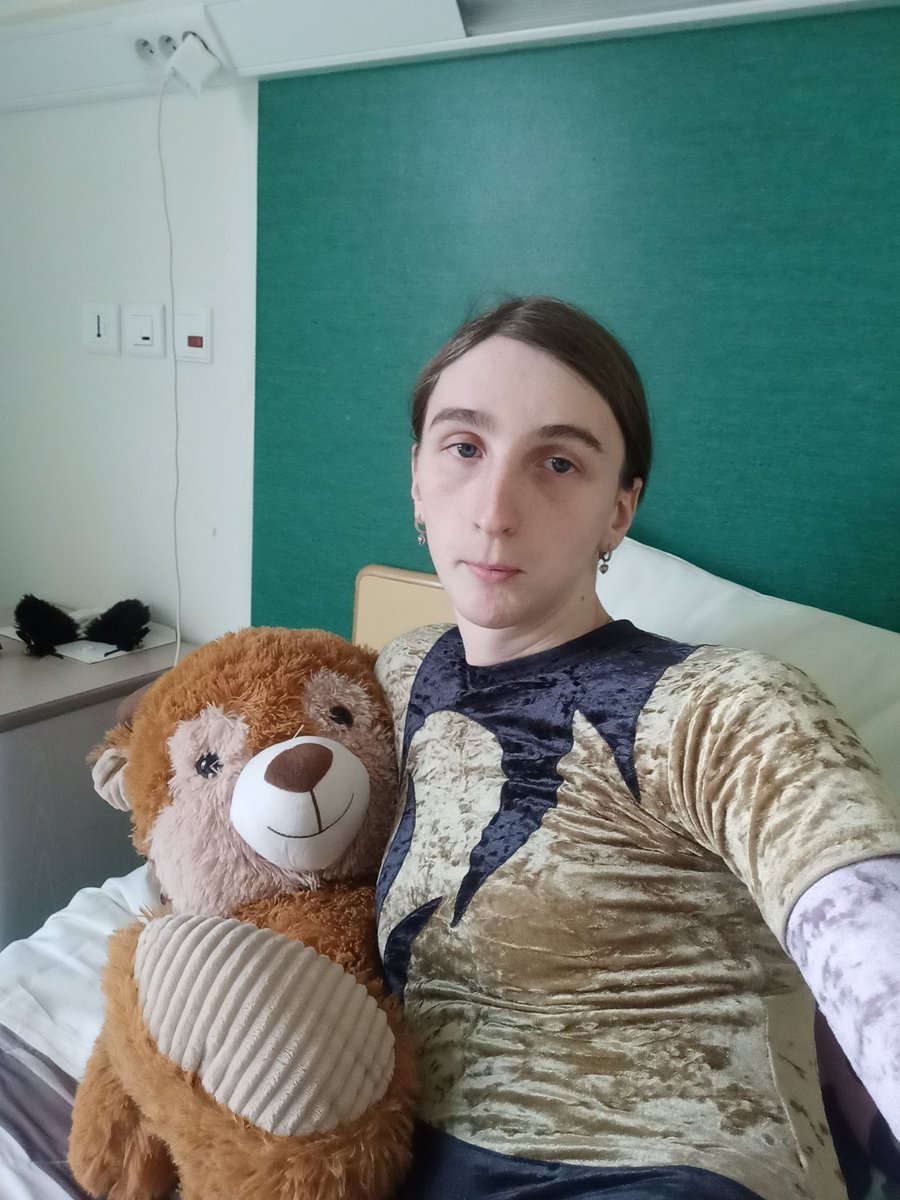 DeadSkullSw's tweet image. Another day.... Another Time 😳😵‍💫 #leotard #velvet #padlock