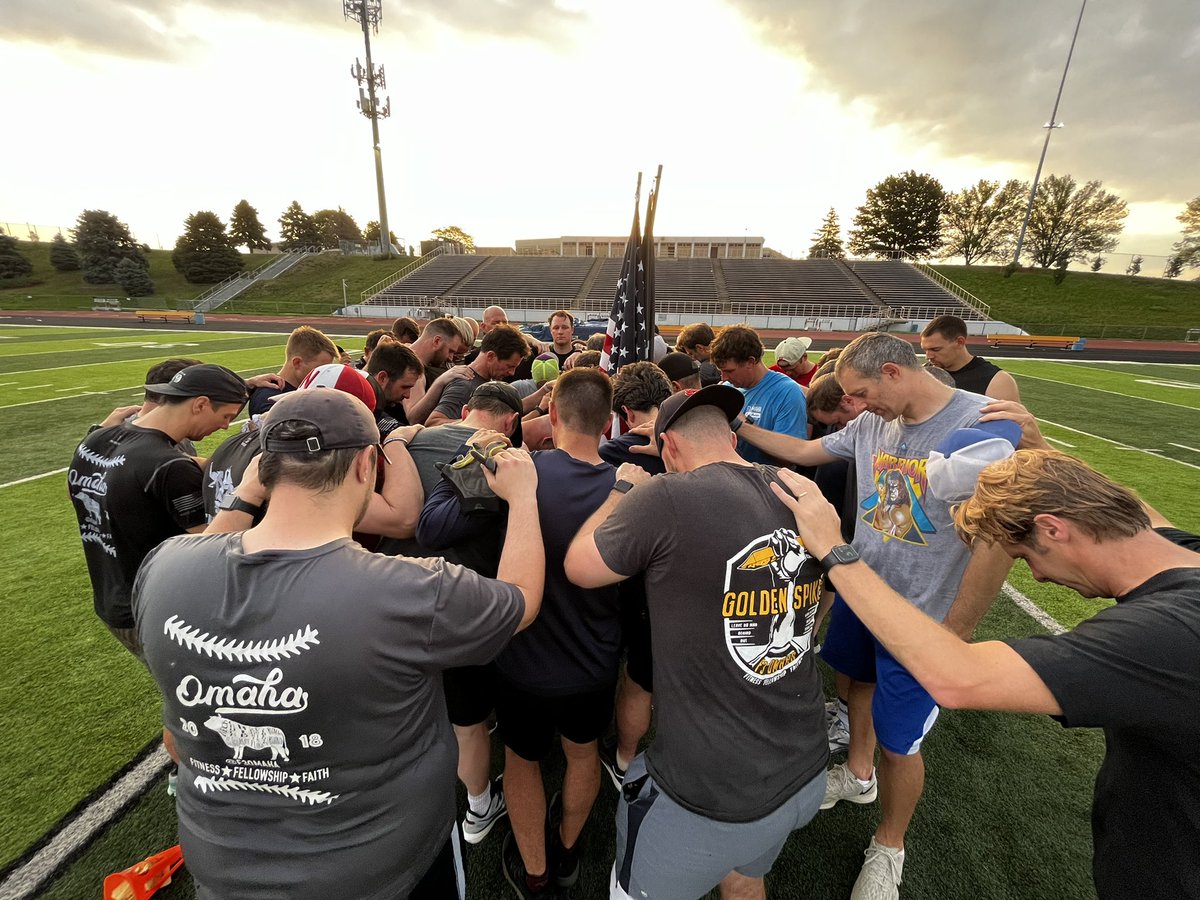 F3Omaha's tweet photo. The leadership torch @F3Spike has officially been passed!

Thank you Oompa  @k3nnyk1 for leading with a sense of humor and strong love for others!

Thank you Almost Famous @AlexEngelkamp for accepting the 🇺🇸 and doing the hard things the right way!

#FreedToLead
#ShovelPass https://t.co/CDhVX033JC