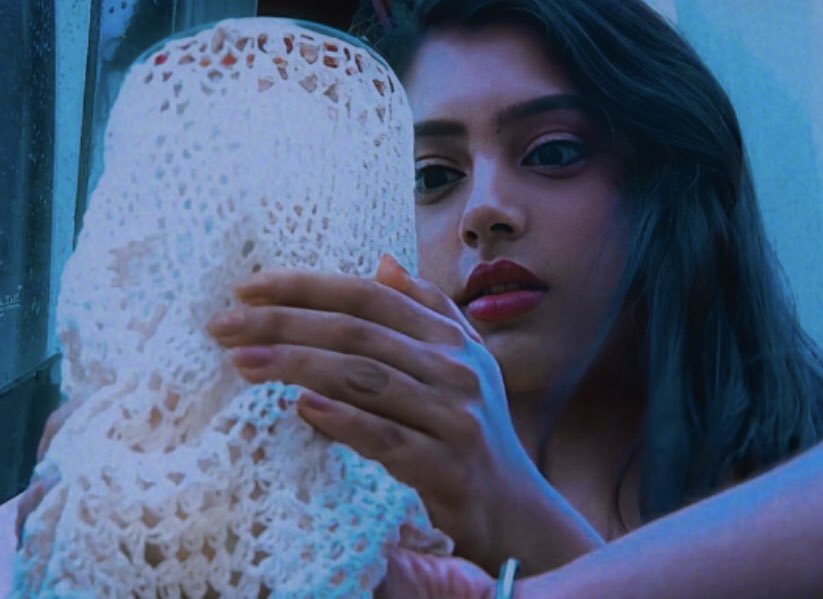 #NandiniMurthy one of the best female protagonist in the history of ITV! She's naive and innocent in this cruel world at the same time strong, confident and righteous. A character which is perfectly balanced. The one who cares for her loved ones and+ 
#HappyBirthdayNandiniMurthy