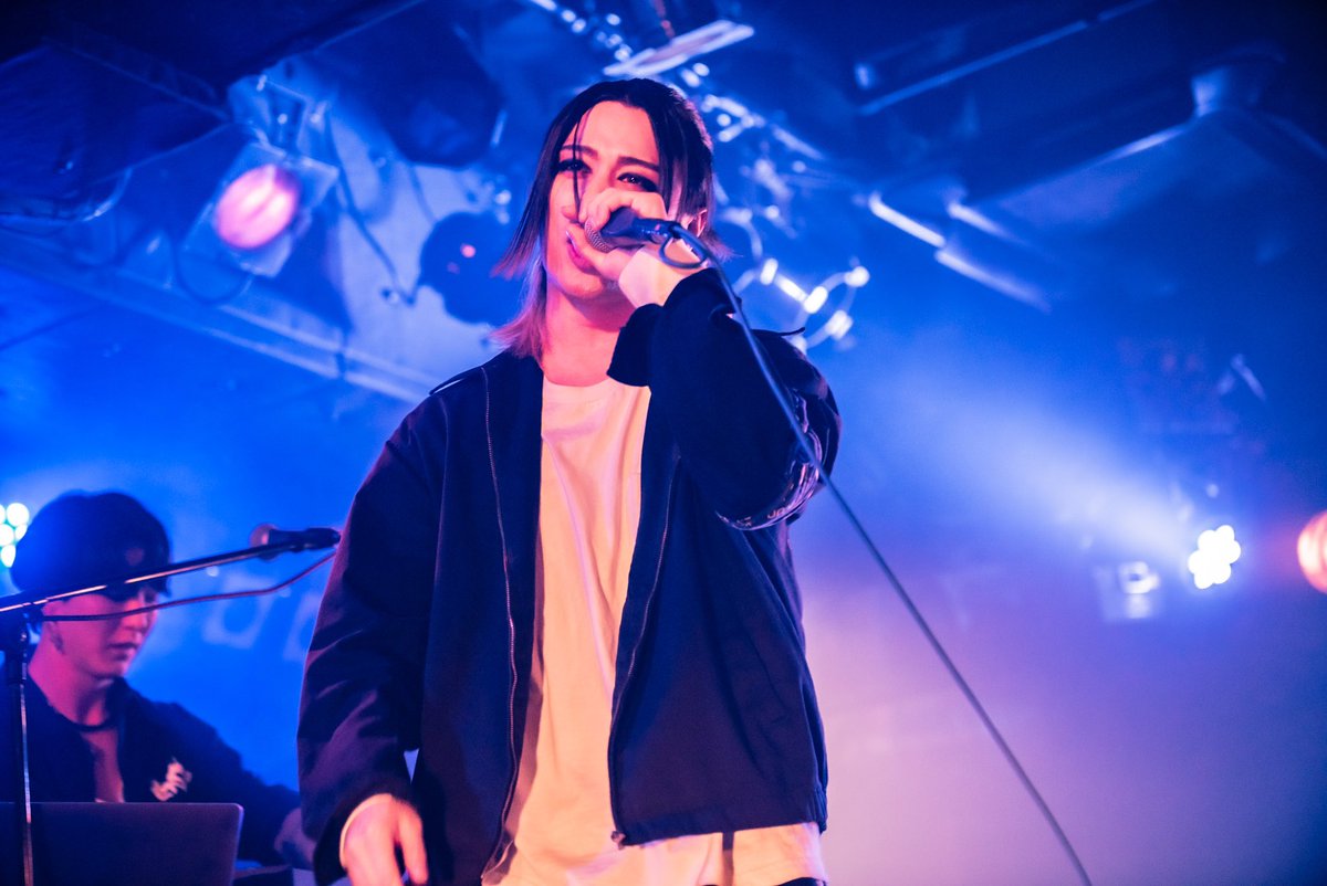 al1ce_key's tweet photo. LIVE PHOTO
20230529
渋谷STAR LOUNGE
 【Artist: Little Shangri-la (@LTSN___ )  】

MESSENGERS HOUSE vol.27
にて撮影をしました📸 https://t.co/FHrDVhnstk