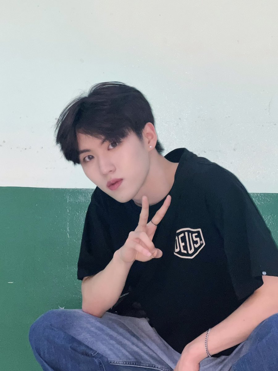 서 YewanG 🧪💭 tweet media