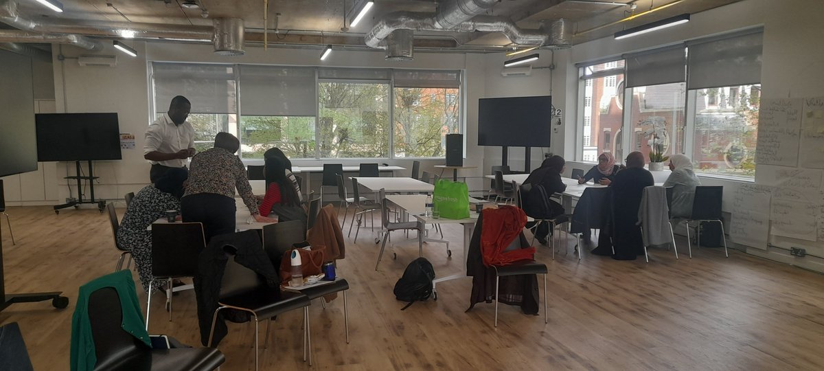 HaringeyCoOrg's tweet image. Through Community Organising trainings, we empower people  to build their leaderships and tackle their own concerns.
#OurProblems #OurSolutions