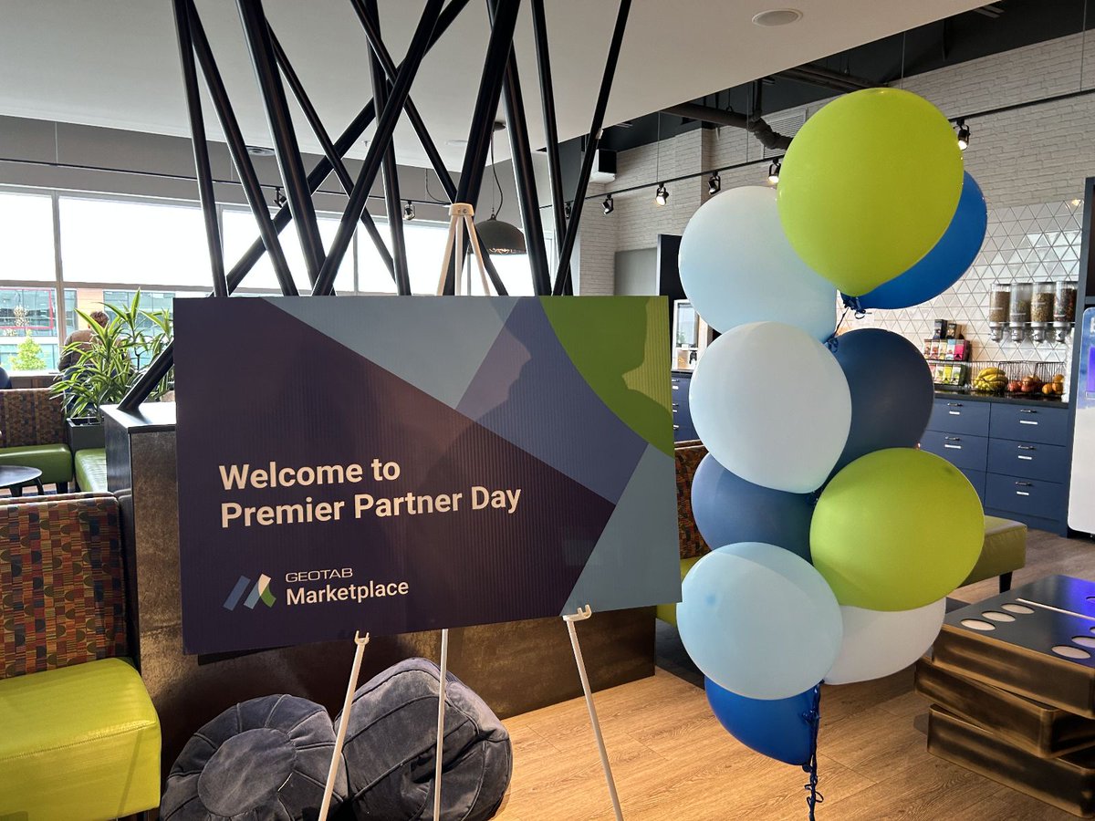 GEOTAB's tweet image. Geotab hosted the first North American Marketplace Premier Partner Day at its HQ! 🎉  Together, we are driving the future of the transportation industry.  🚛 #Geotab #MarketplacePremierPartnerDay geotab.com/press-release/…