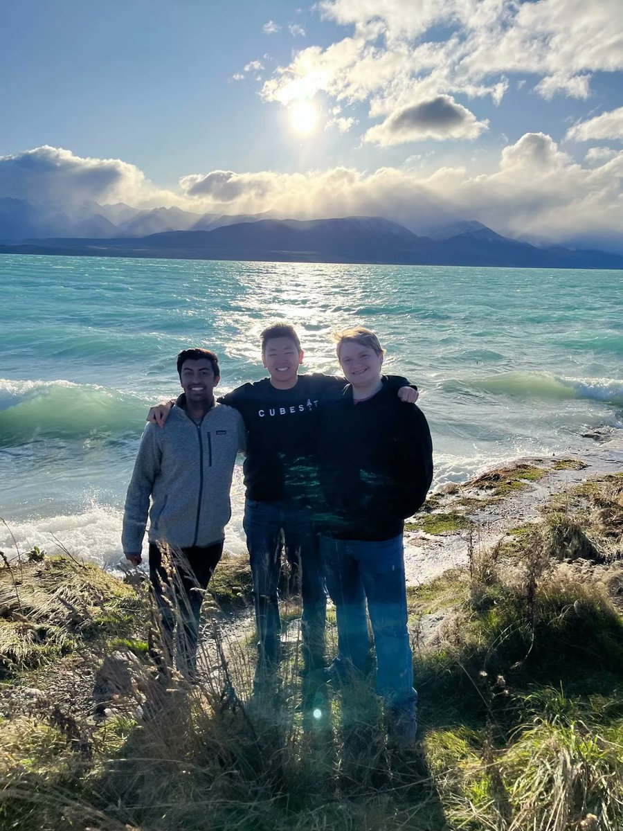 spizzwink's tweet photo. After jetting down to the South Island, we loved spending a few days  touring Christchurch—whether going to the gardens, watching rugby, or catching the sunset with some new sheep friends. We also had a blast singing with some new (human) friends at @christscollegenz! https://t.co/s1IccObRem