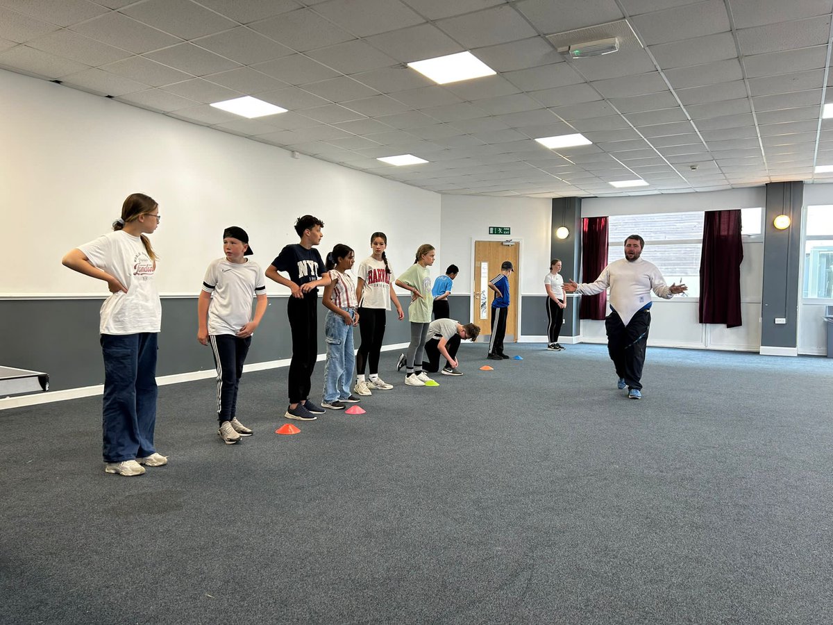 to Warren Mead School